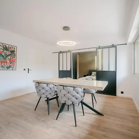 Loft Cocooning Avec Terrasse De 130m2 Et Parking Apartmán Le Cannet