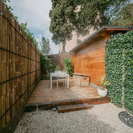 Loft Cocooning Avec Terrasse De 130m2 Et Parking Apartmán *